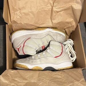 Air Jordan 11 Retro Sneakers